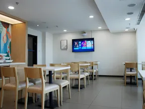 Hanting Hotel Baoding Quyang County - Image 4