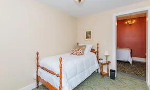 Historic Hotel Broadalbin - Image 3
