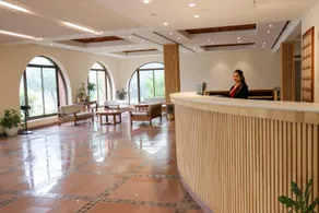 Hotel Lumbini Garden New Crystal - Image 4