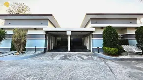 Moonla Boutique Resort - Image 4