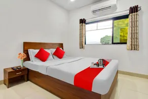 OYO Flagship Malhar Lodging & Boarding - Image 2