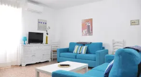 Apartamentos Las Rosas - Image 2