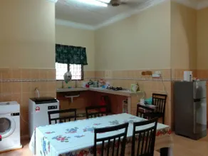 Homestay Ahmad Taman Mas Bukit Payong Terengganu - Image 5