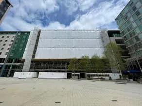 Luxury HUB Apartment with FREE Parking & Netflix - Image 2