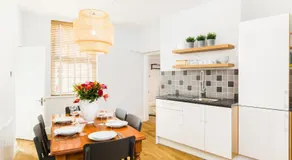 Grundy's Lane Apartments - Image 3