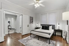 Modern and Minimalist Studio Apartment - Image 4