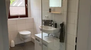 Hus Dungrot - Image 2