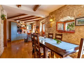 Heritage Villa Near Milna with Private Swimming Pool - Image 3