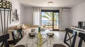 Apartamentos & SPA Torres de San Juan - Image 4