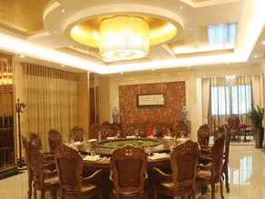 Vienna Hotel Yinchuan Railway Station - Image 4