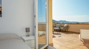 V016 - SUN VILLAGE - Image 3