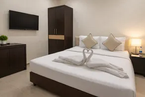 Hotel Jade Meadows  - Image 2