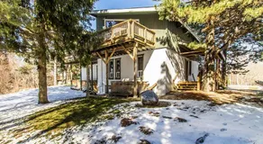 Birch View- Balcony-Backyard-Parking-Sauna-Sleeps 20 - Image 5