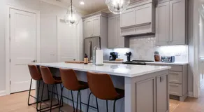 Watch Hill Manor Bourbon Commons - Image 2