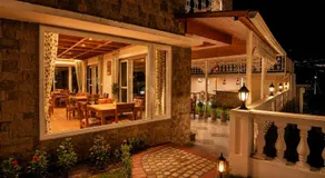 The Lake Heritage - Luxury & Lake View - Image 4