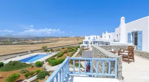 Pergola Paros Cycladic House by the Sea+Pool - Image 3