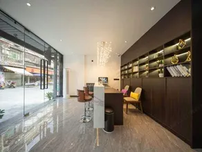 Fenghuang Ancient Town Tinglan Waterfront High-end B&B - Image 2