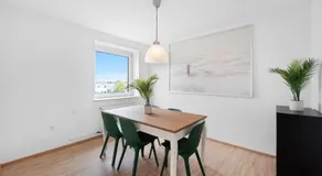City Apartment- Work & Stay - Image 3