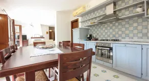 5 Bedroom Beautiful Home In Sessa Cilento - Image 2