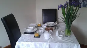 Manor Garden Lodge - Image 4