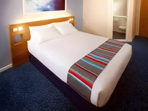 Travelodge Dundee Strathmore Avenue - Image 4