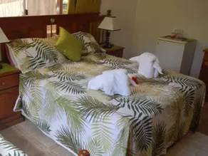 Le Chevalier Bay Guesthouse - Image 4