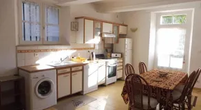 Appartement convivial à Uzès 85 m² avec terrasse - Image 3