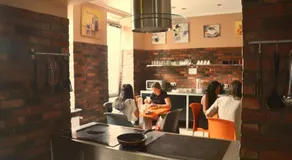 Do Step Inn Westbahnhof - Image 4