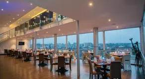 Cloud Hotel & Suites - Image 2