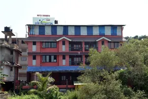 OYO 2686 Hotel Shaurya - Image 4