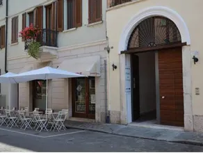 Hotel dei Gonzaga, MantegnaHotels - Image 1