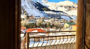 Sunny Mountain House - Image 4