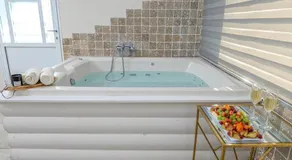 בקתות לוטן דלתון - 4 בקתות עם ג'קוזי פרטי ו-2 בריכות משותפות - Image 5