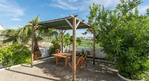 Blife Salinya private rooms at N125 - Image 5