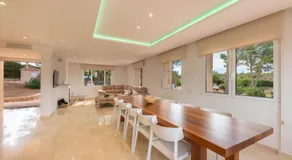 Villa Can Luciana avec piscine privée, jardin et espace extérieur exclusif à Majorque - Image 4