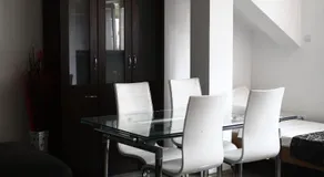 Elizabeth House - Image 3