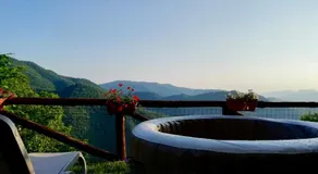 Home Holidays Crasciana, con terrazza vista sulle Alpi Apuane. - Image 4