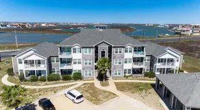 WhiteCap Beach, Pool, BBQ Sleeps 8 - Image 3