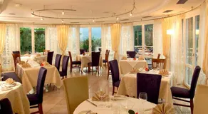 Hotel Hanny Panoramic Views over Bolzano - Image 3