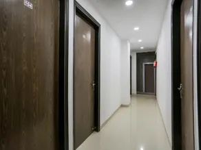 Prime Inn Rohini by OYO Rooms - Image 5