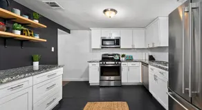 New! Entire House, 5 Minutes from downtown - Image 2