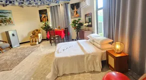 Deluxe Room - Image 5