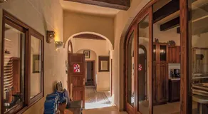 LeVecca Village House 1 - Gladiola - Image 3