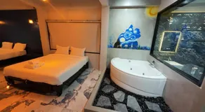 MonkeyArt Hotel&Cafe - Image 4