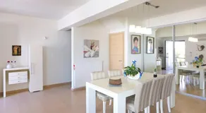 Armilides Luxury 3 bedroom maisonette - Image 4