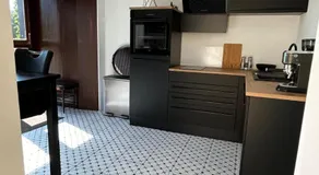 Boardinghouse 44 - Image 3