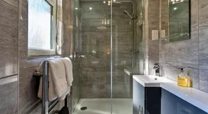 Finest Retreats - Rosebud Cottage - Image 2