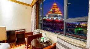 Floral Hotel · Shangri-la Blue Sky - Image 5