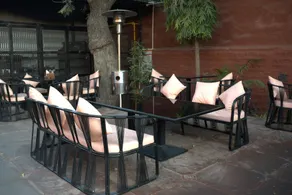 Surya Niwas Boutique Hotel & Garden - Image 4