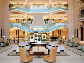 Yixing Jin Jiu Hotel - Image 2